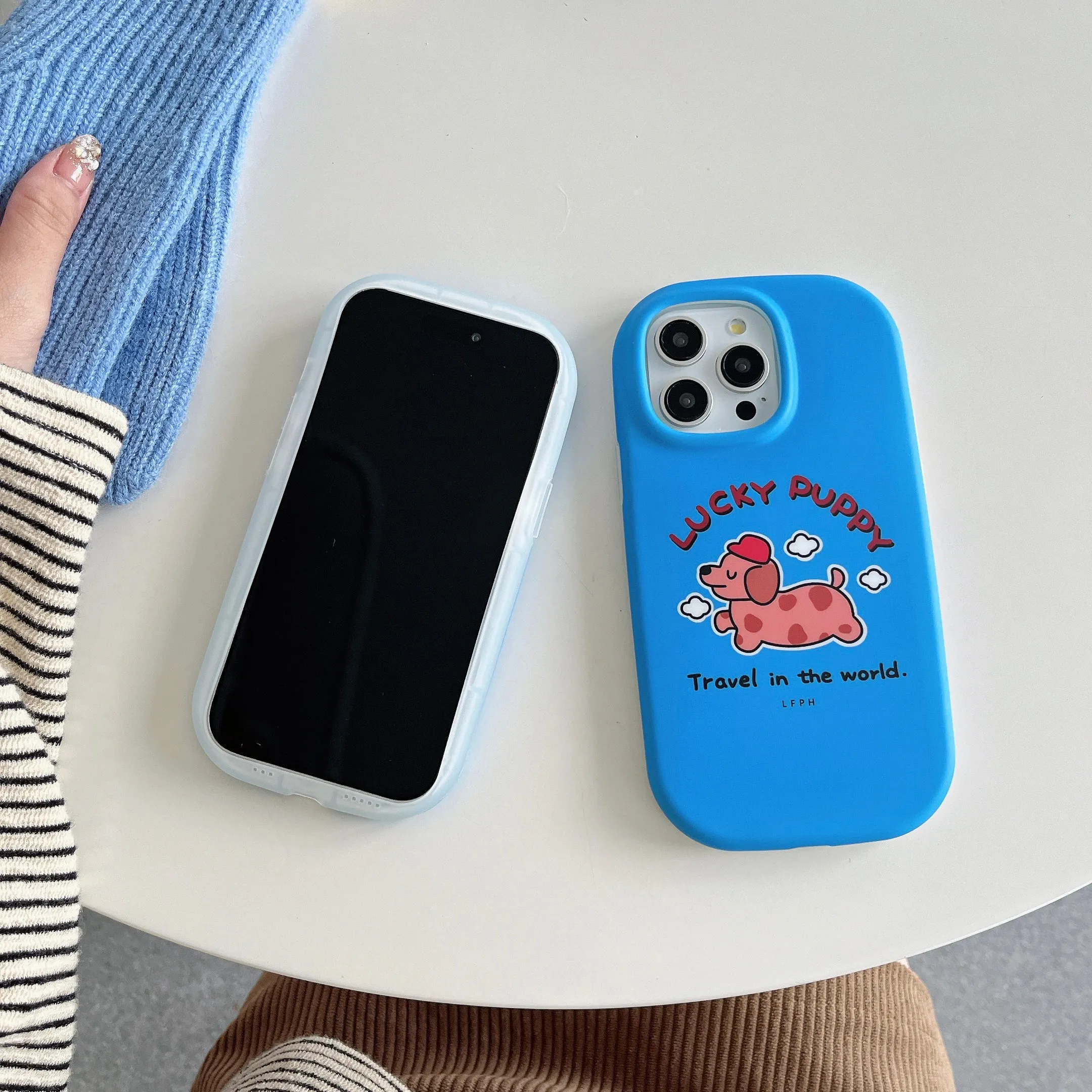 Cute Designer Silicon Oval Shape Case for iPhone ( Lucky Puppy )