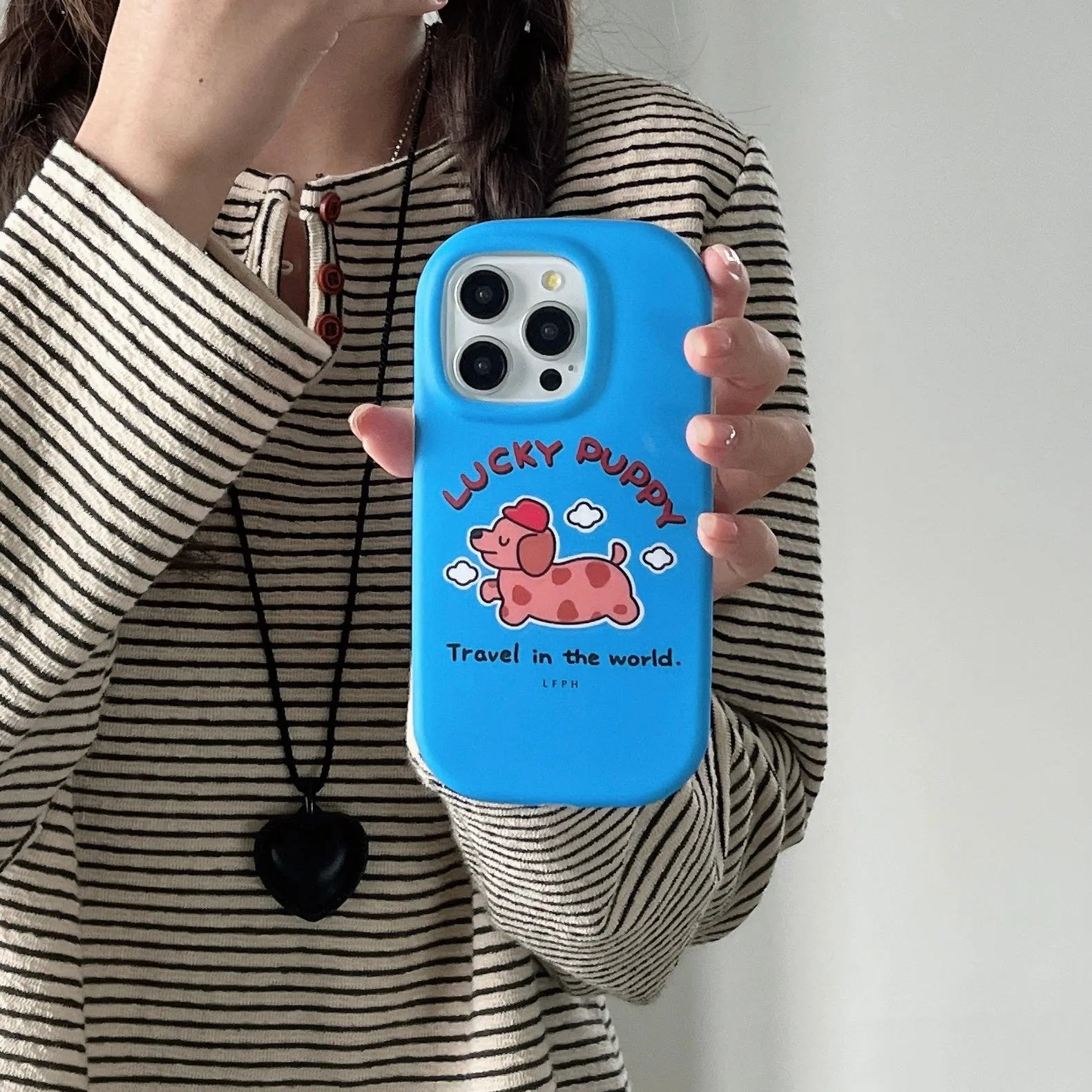 Cute Designer Silicon Oval Shape Case for iPhone ( Lucky Puppy )